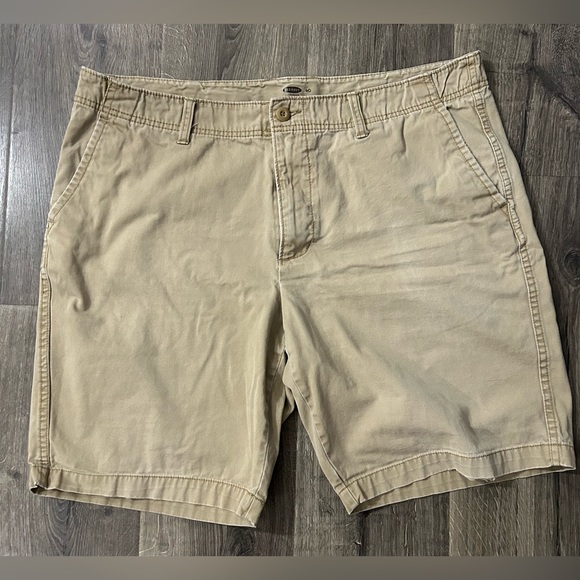 Men’s Old Navy Shorts - Picture 1 of 2